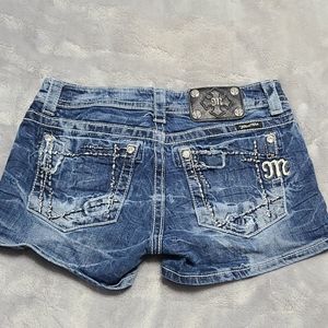 Miss Me Shorts 28